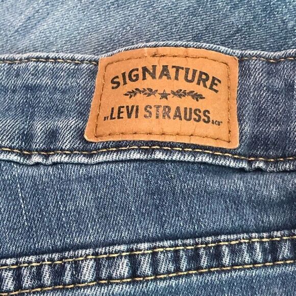 levi strauss mid rise slim w38 l30 medium wash straight leg plus size - Picture 9 of 10